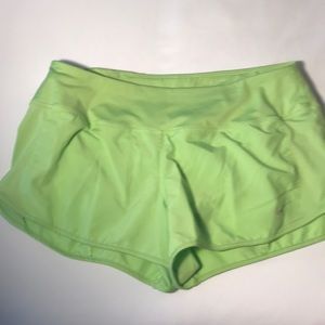 Nike Dri-fit meson yellow shorts